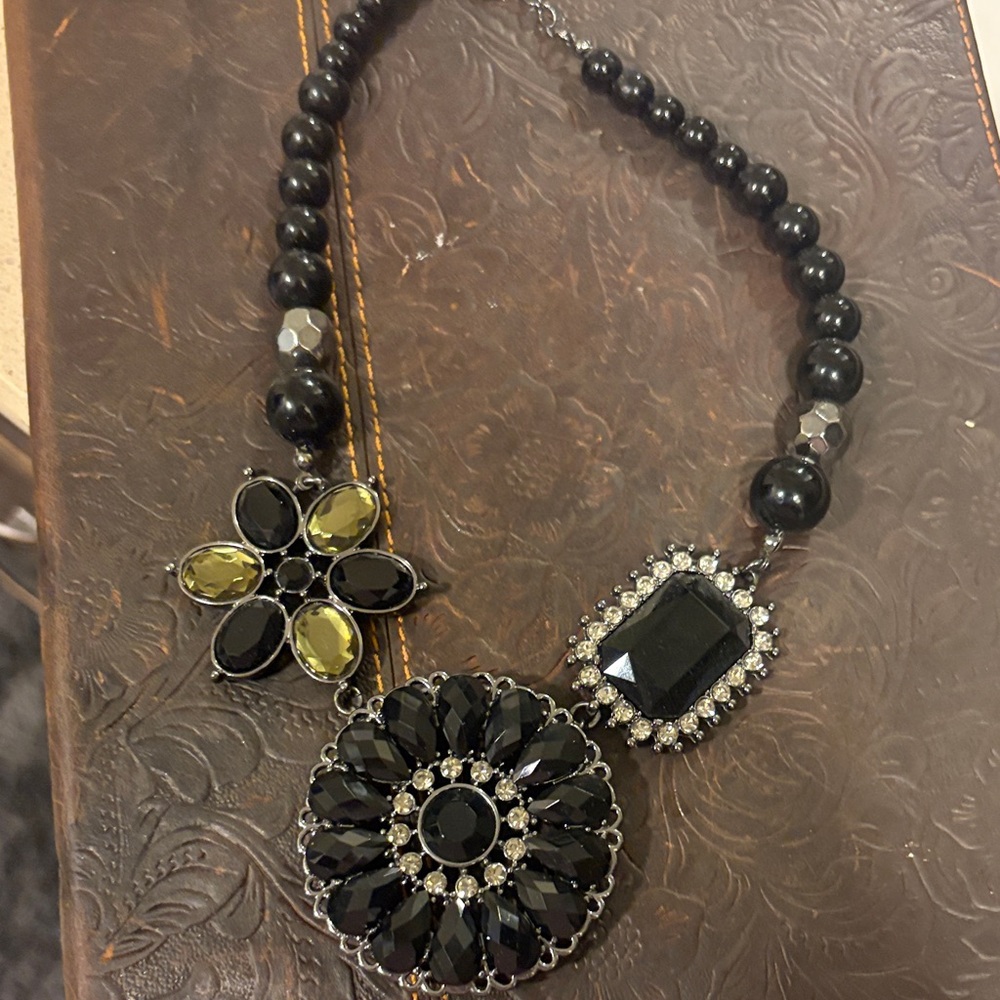 Park Lane Black and Silver Statement Necklace